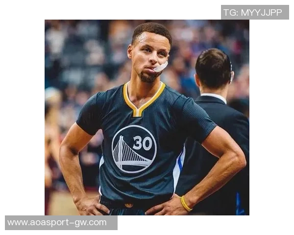 雷吉米勒称库里改变比赛风格将其列入历史前十名球员行列