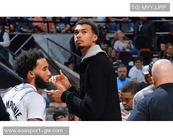 浓眉因左小腿拉伤连续缺席14场比赛今晚无法出战球队对决